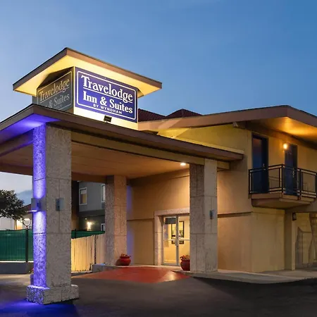 Travelodge By Wyndham New Braunfels
